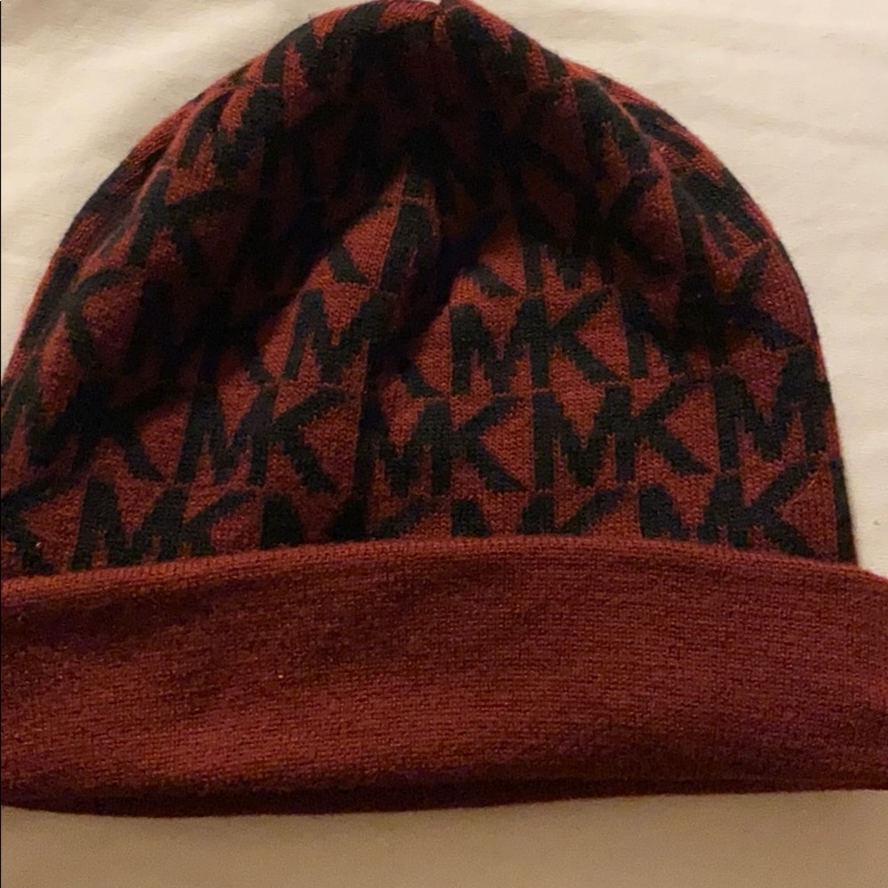 COPY - Micheal Kors Winter beanie Hat